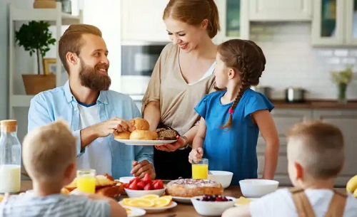 10 beneficii ale meselor în familie, conform științei