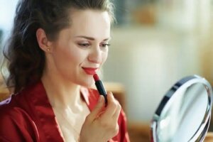 Bold lips: noul trend de machiaj pentru buze seducătoare