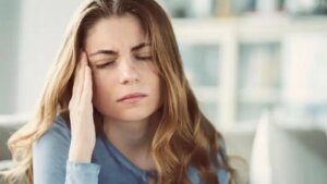Durerile de cap zilnice: cum se tratează?