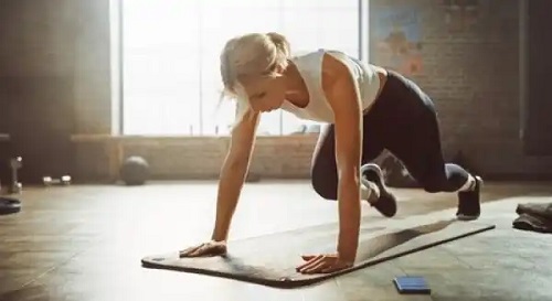 Exerciții pentru grăsimea de pe burtă pe saltea