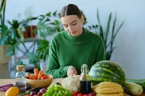 Ce ne spune culoarea legumelor și a fructelor?