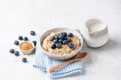 Mic dejun pentru abdomen plat