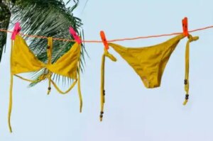 Cum se spală bikinii ca să reziste mai mult?