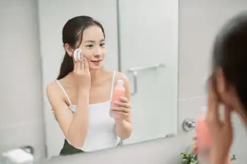 Metoda coreeană 7 skin: cum se aplică tonerul facial corect?