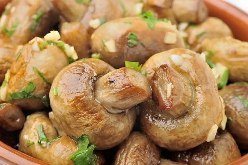 Beneficiile ciupercilor cremini gătite lent