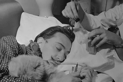 Salvador Dali visând