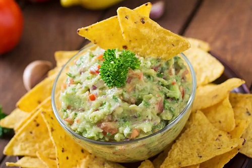 3 rețete de guacamole sănătos de casă