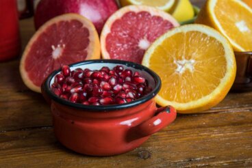 12 fructe benefice iarna