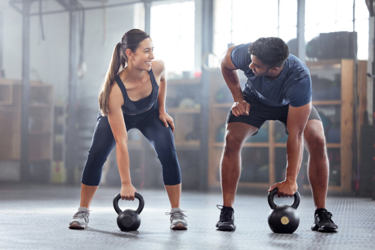 Tineri care fac sport pentru imunitate